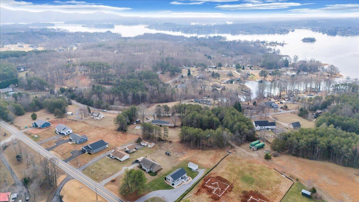 6406 Scruggs Road Moneta, VA 24121 - Photo 43 of 47 54-DJI_20260227115417_0020_D