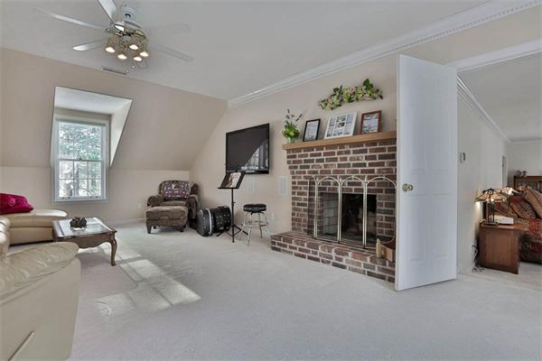 7 Breezy Point Road Acton, MA 01720 - Photo 8 of 19 Gallery Image 8