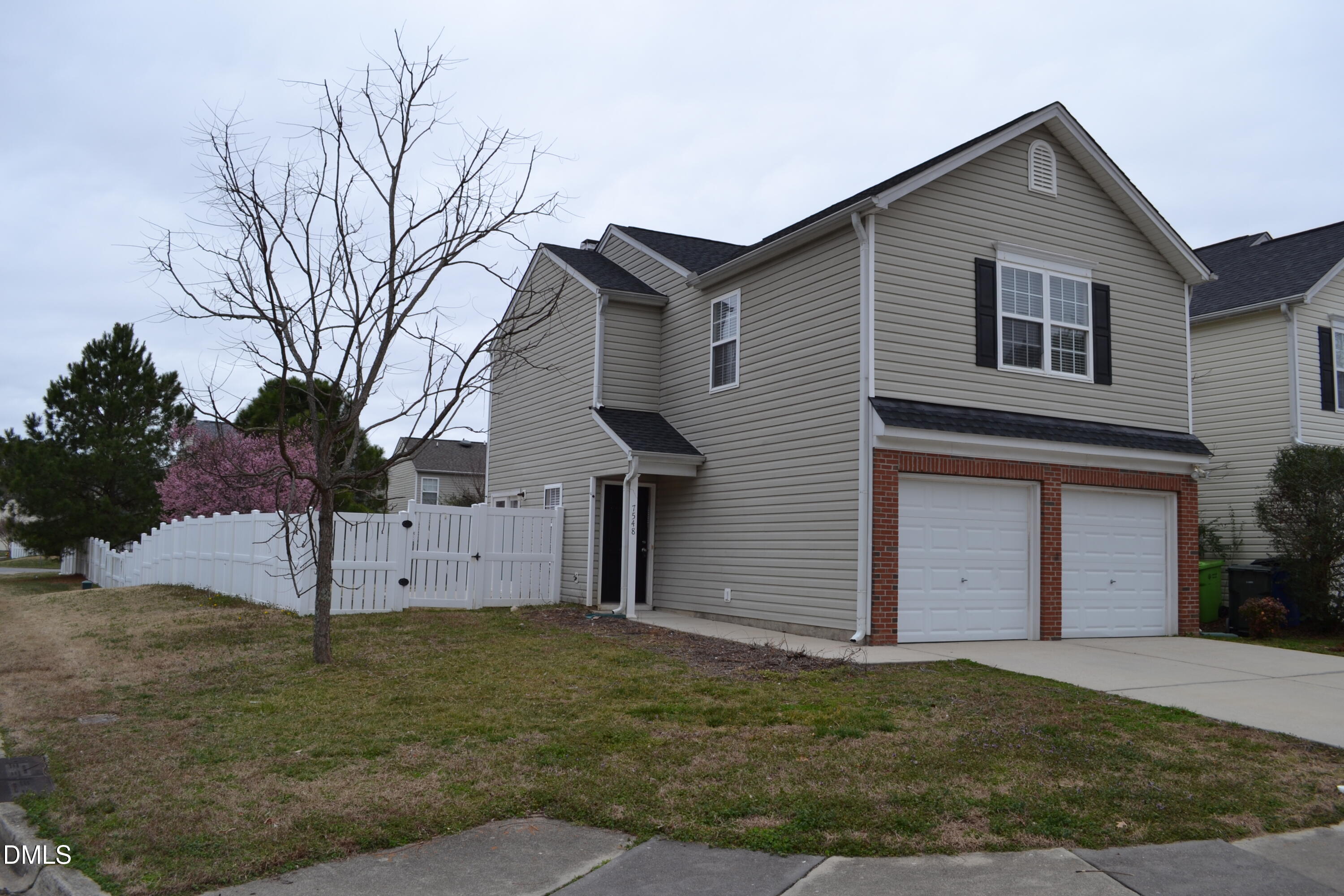 7548 Brighton Hill Lane Raleigh, NC 27616 - Photo 1 of 38 DSC_0343