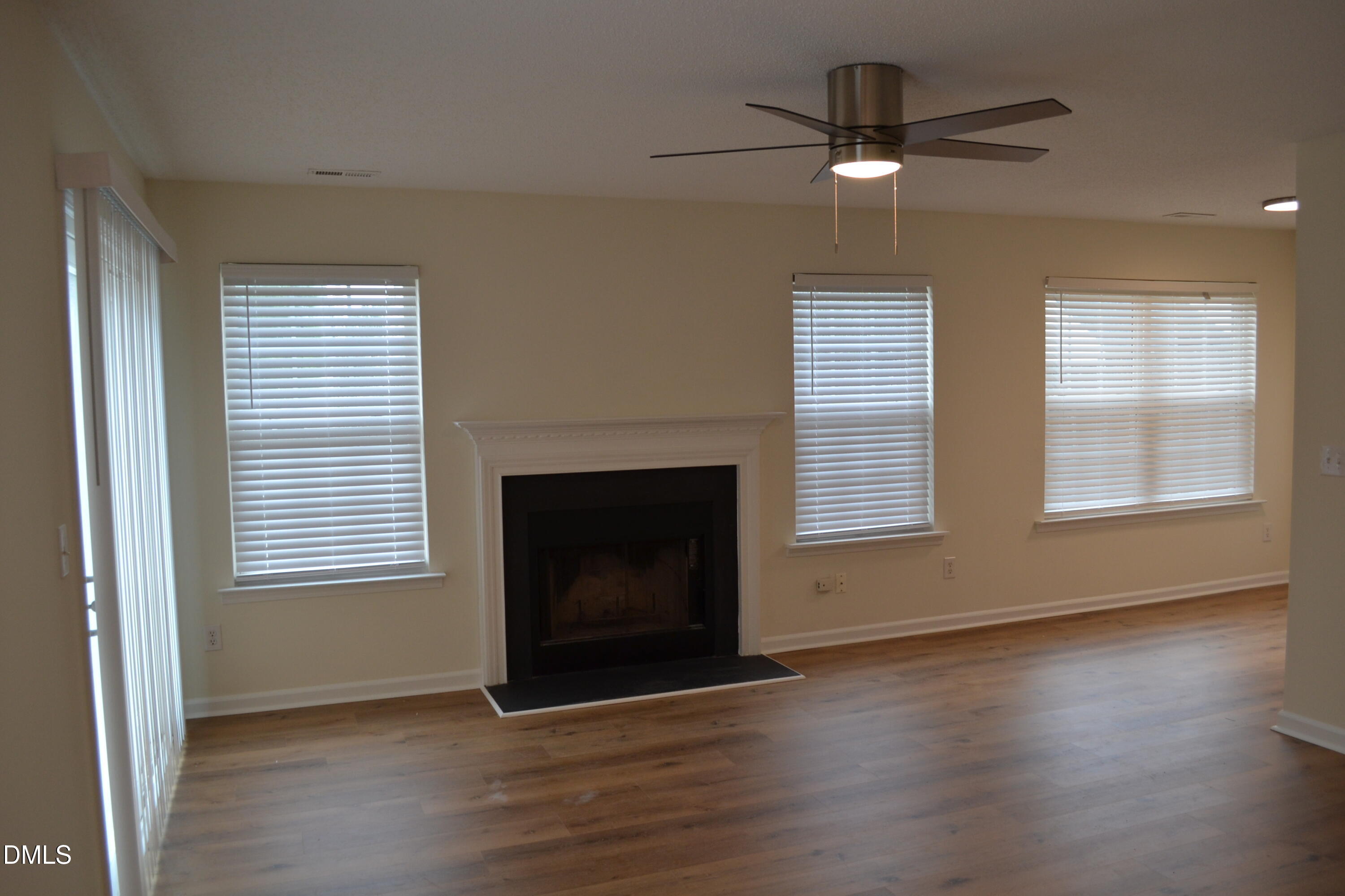 7548 Brighton Hill Lane Raleigh, NC 27616 - Photo 12 of 38 DSC_0346