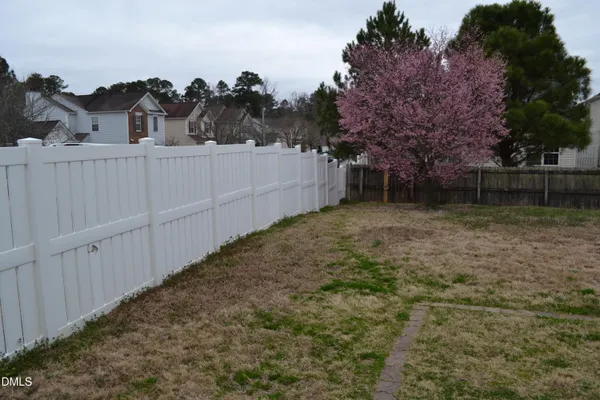 $2,150 | 7548 Brighton Hill Lane, Raleigh, NC 27616