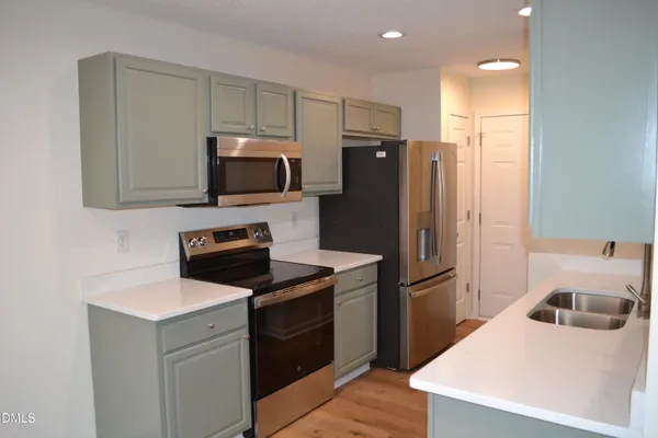 $2,150 | 7548 Brighton Hill Lane, Raleigh, NC 27616