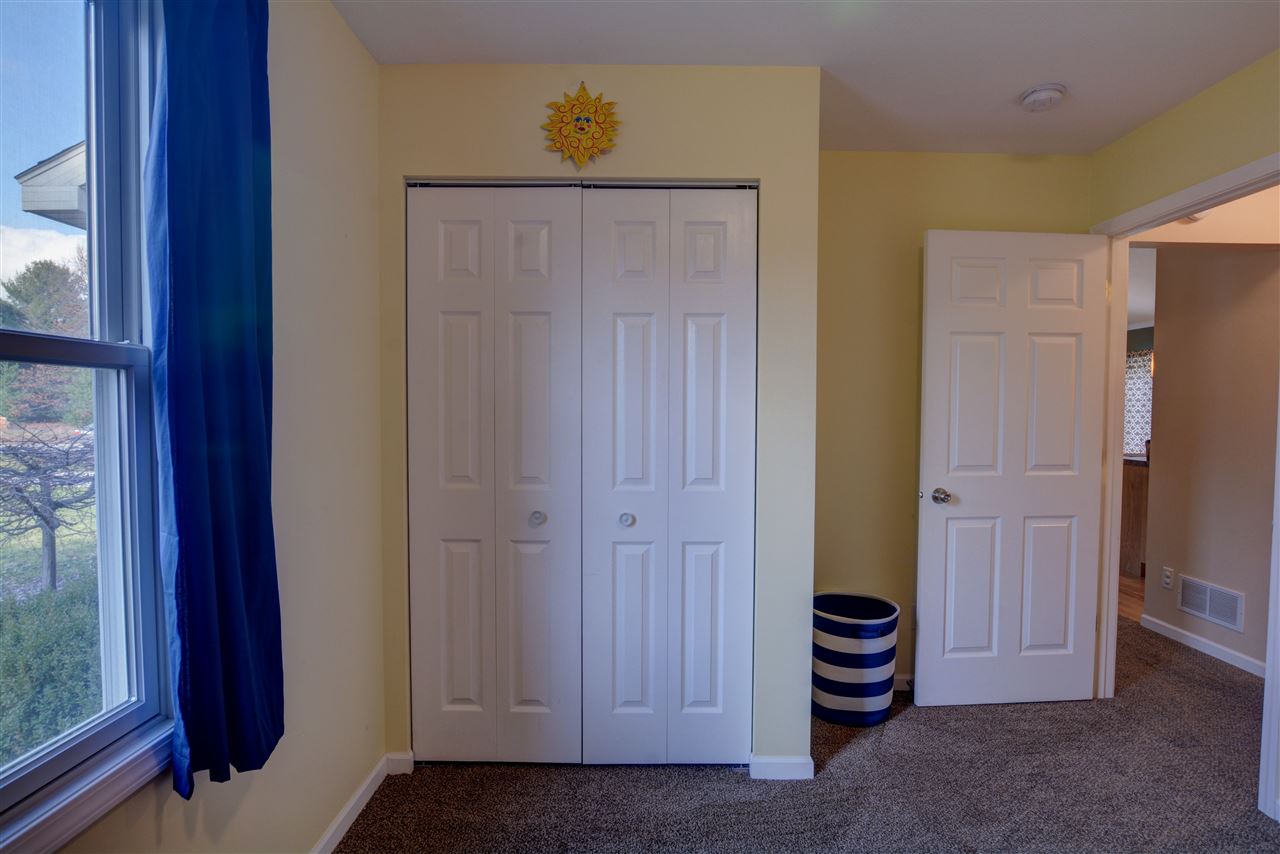 1544 Round Lake Road Interlochen, MI 49643 - Photo 21 of 40 1828550-20.JPG