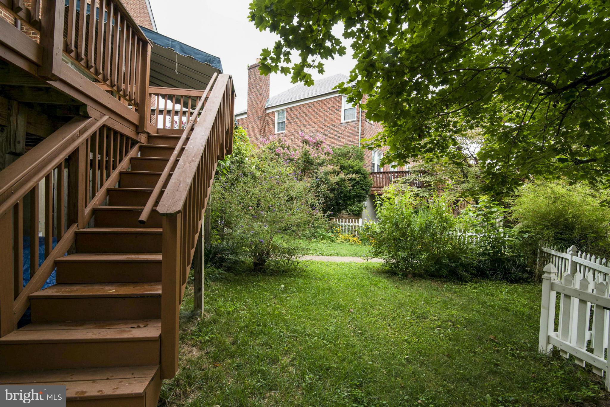 245 Blenheim Road Baltimore, MD 21212 - Photo 23 of 27 a view of outdoor space and yard