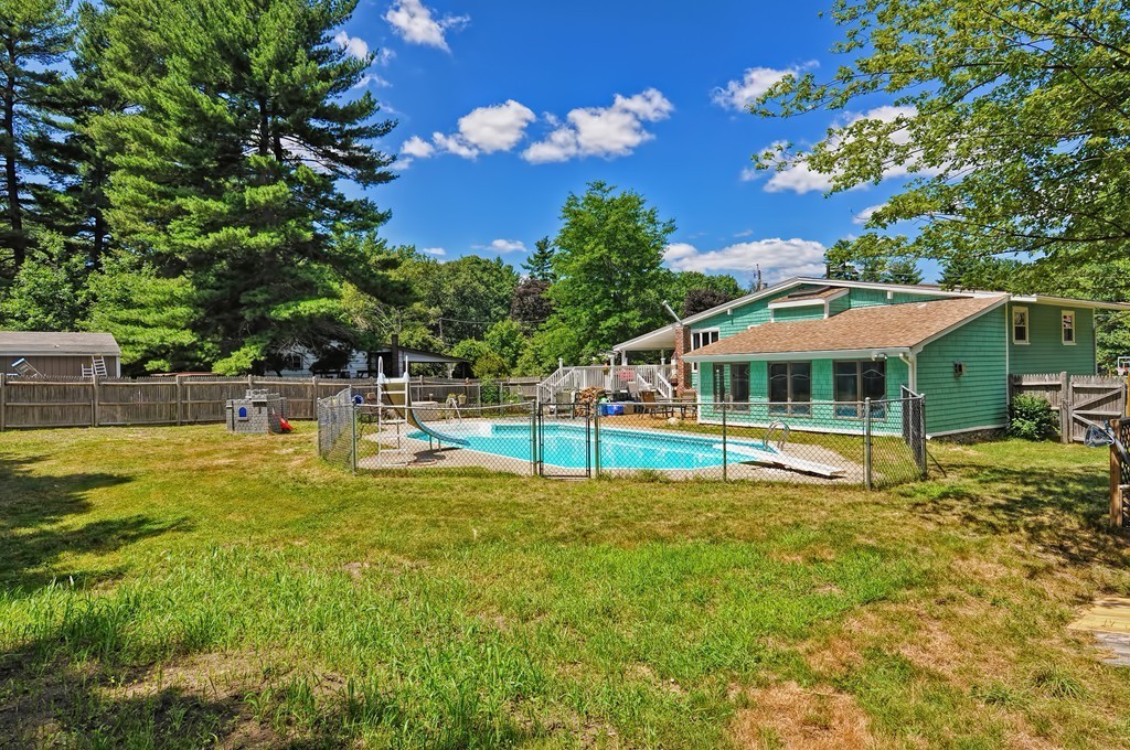 21 Northgate Road Franklin, MA 02038 - Photo 26 of 30 Gallery Image 26