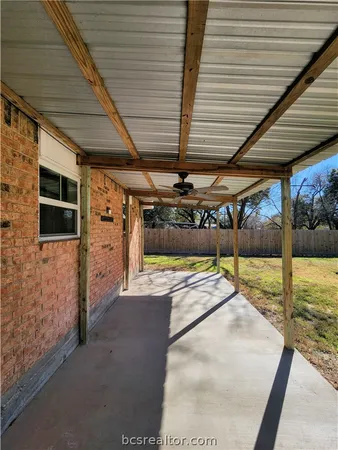 $367,900 | 1405 Broadmoor Drive, Bryan, TX 77802