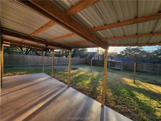 $375,000 | 1405 Broadmoor Drive, Bryan, TX 77802