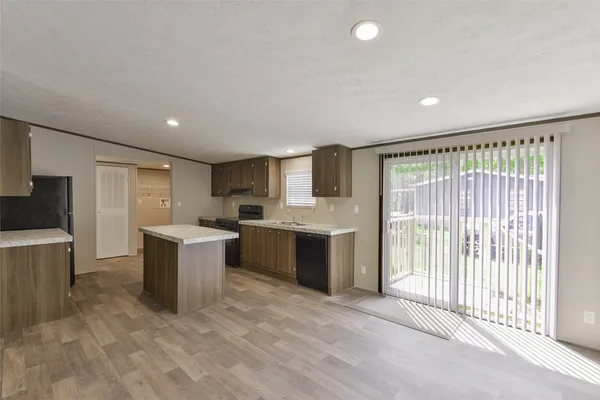 $1,750 | 25150 Faraway Lane, Huffman, TX 77336