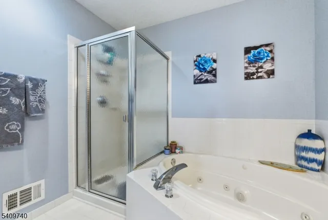 $680,000 | 334 Winthrop Drive, Nutley, NJ 07110