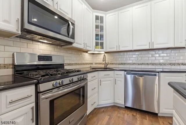 $680,000 | 334 Winthrop Drive, Nutley, NJ 07110