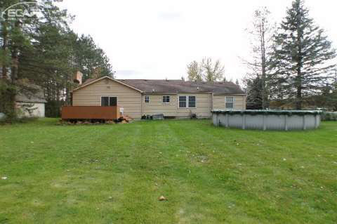 5394 West Ray Road Linden, MI 48451 - Photo 25 of 26 20423597-24.JPG