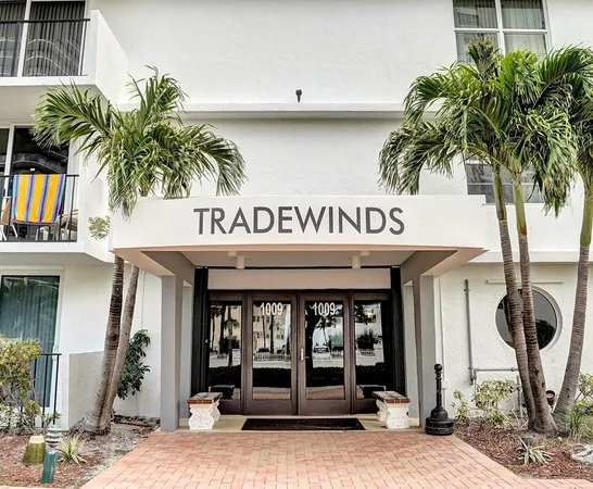$250,000 | 1009 North Ocean Boulevard, Unit 112, Pompano Beach, FL 33062