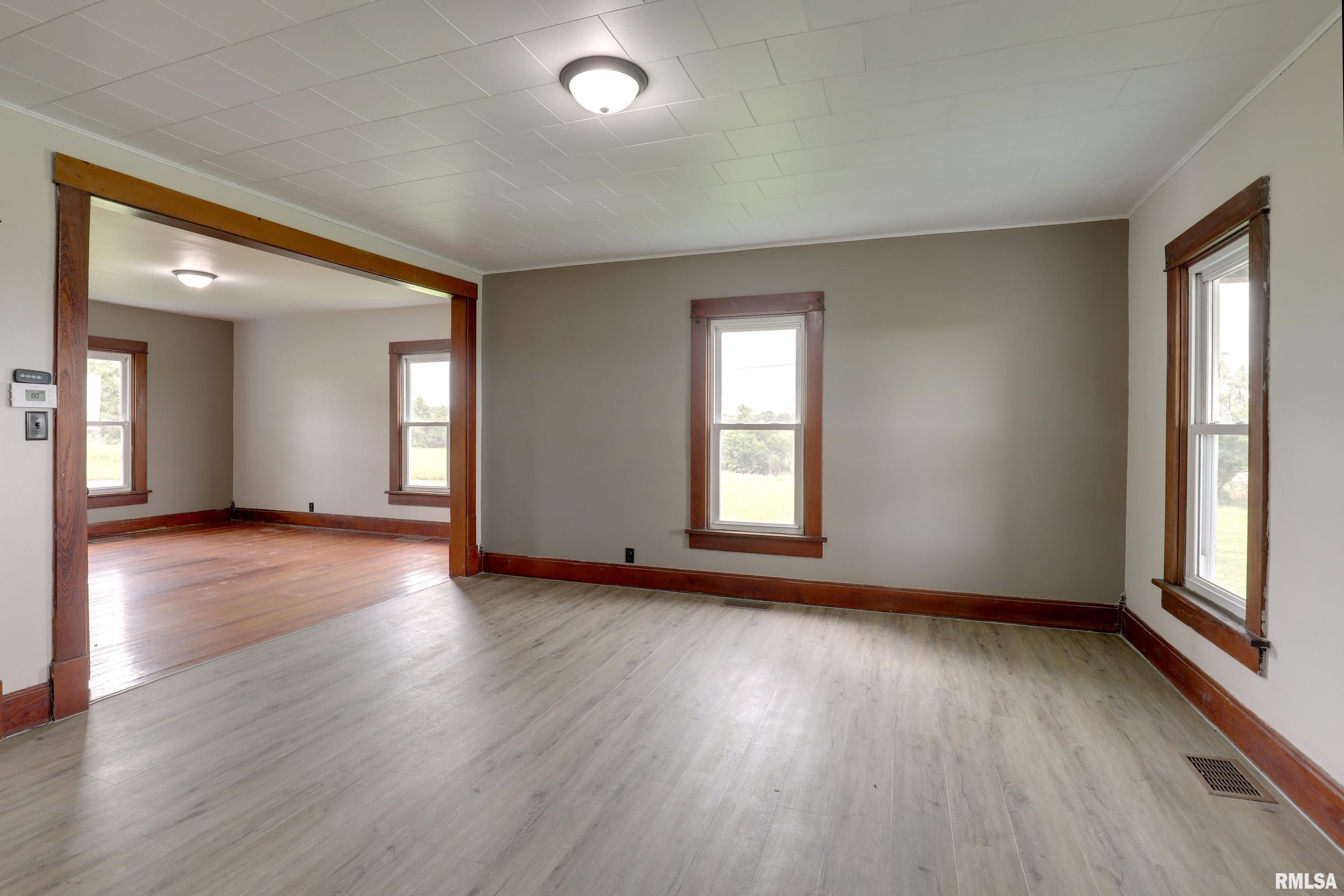 321 North Co Road 1200 Sutter, IL 62373 - Photo 19 of 63