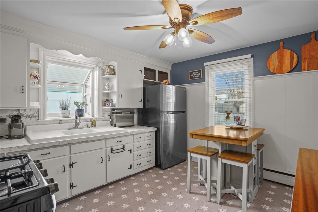 25 Trieste Street Pawtucket, RI 02860 - Photo 17 of 28