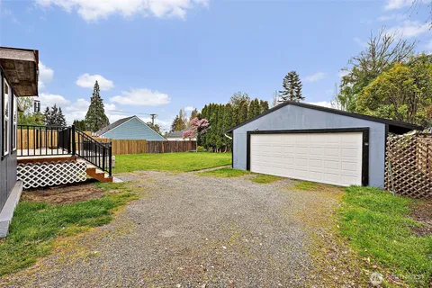 $599,950 | 3311 Heather Place West, University Place, WA 98466