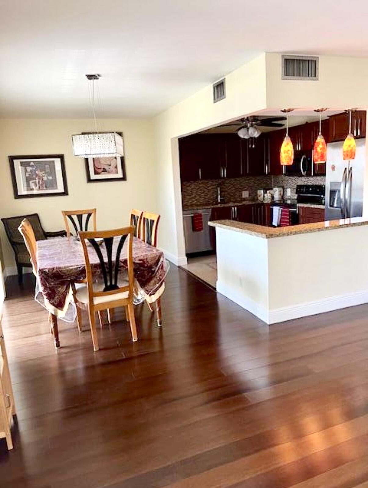 162 Preston F Boca Raton, FL 33434 - Photo 14 of 26 Dining Room