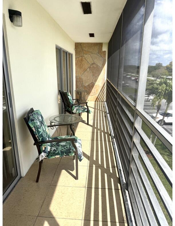 162 Preston F Boca Raton, FL 33434 - Photo 18 of 26 Patio