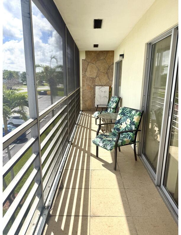 162 Preston F Boca Raton, FL 33434 - Photo 19 of 26 Patioview2