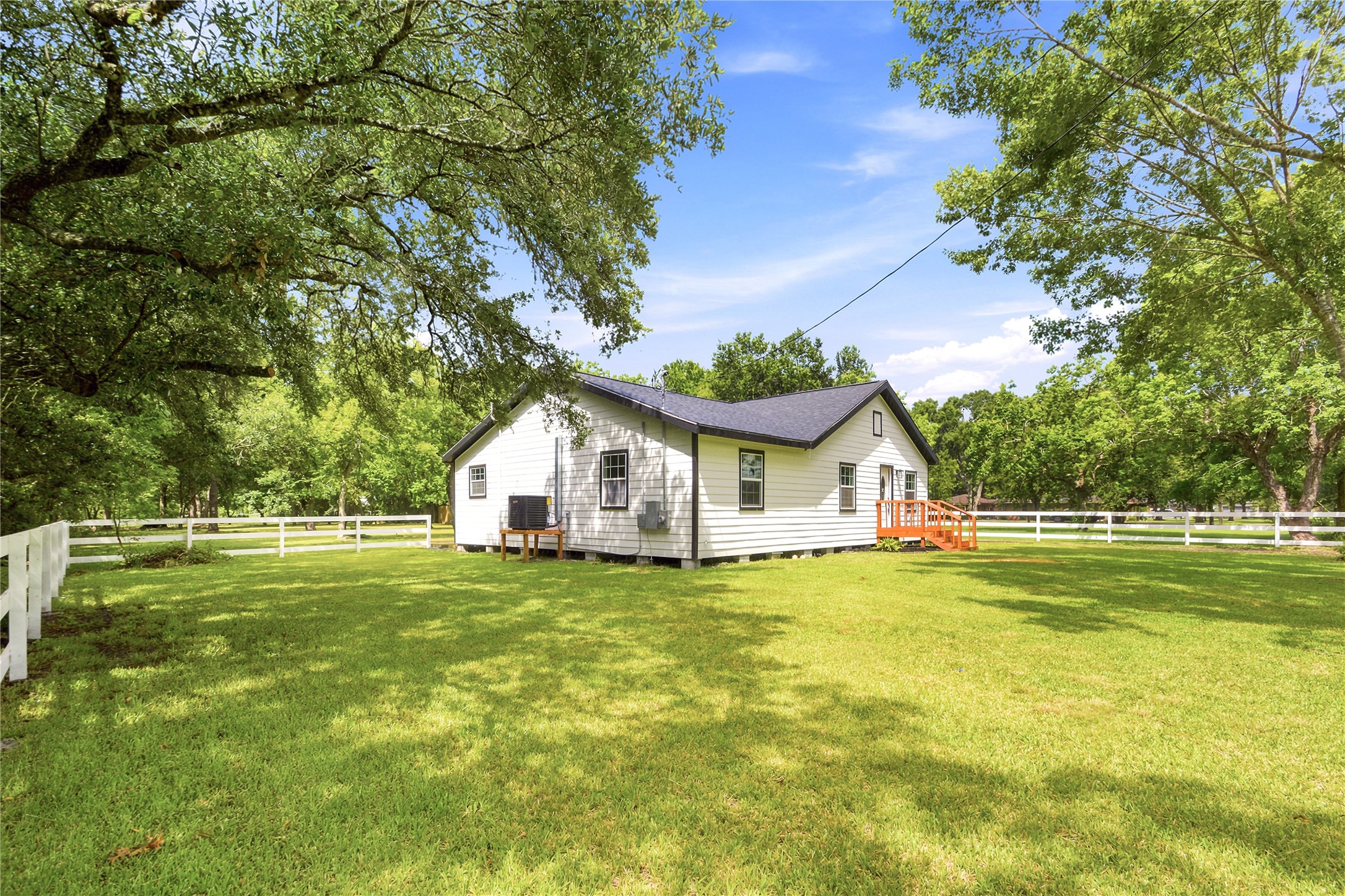 8414 Schiro Road Hitchcock, TX 77563 - Photo 27 of 39