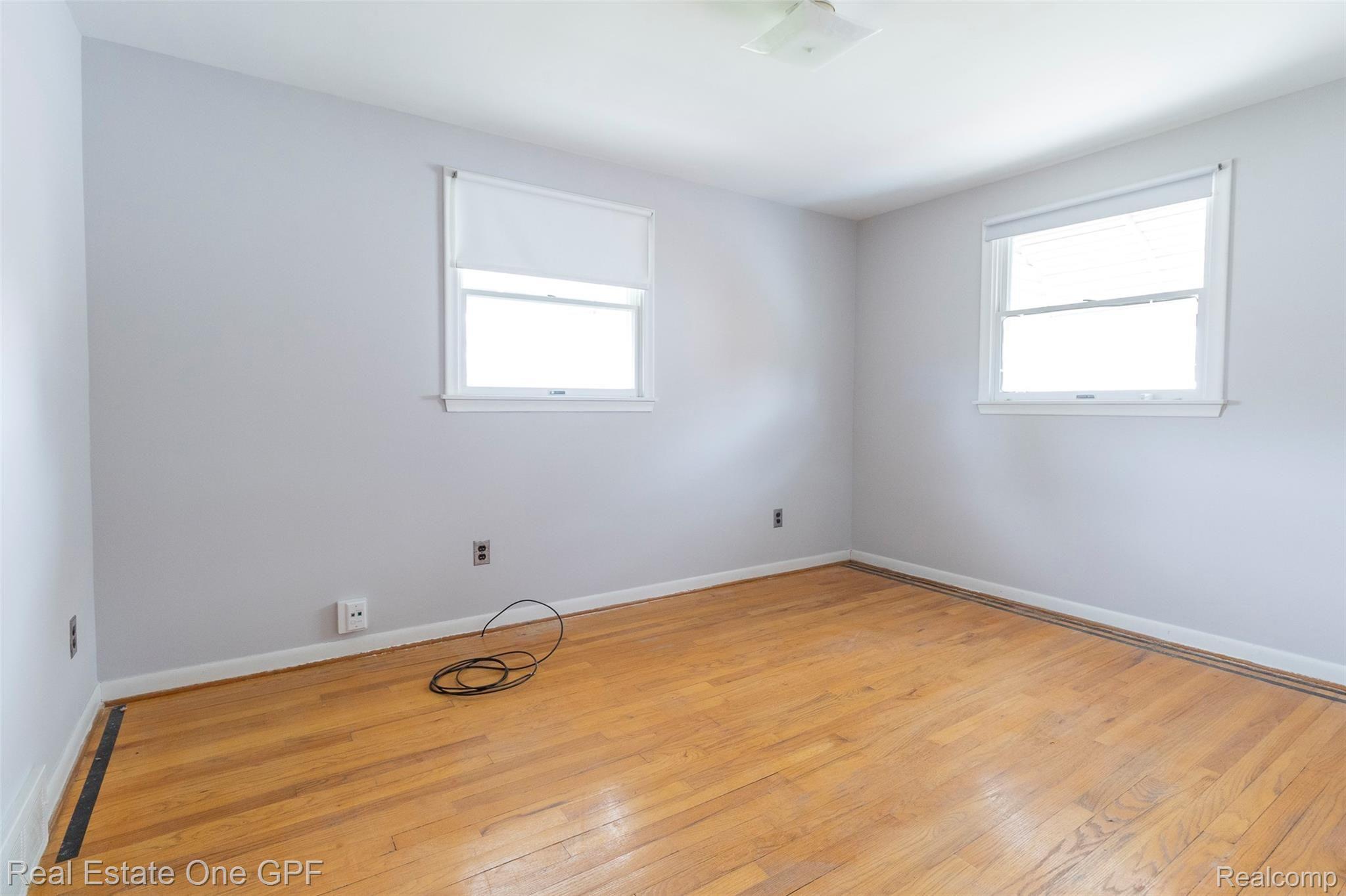 18210 Rainbow Road Fraser, MI 48026 - Photo 23 of 41 024- 18021 Rainbow Road - OnDemand Pix Photography.jpg