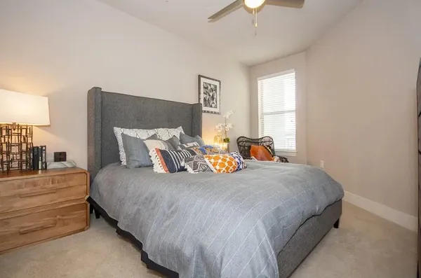 $2,098 | 245 East Trinity Place, Unit 1123, Decatur, GA 30030