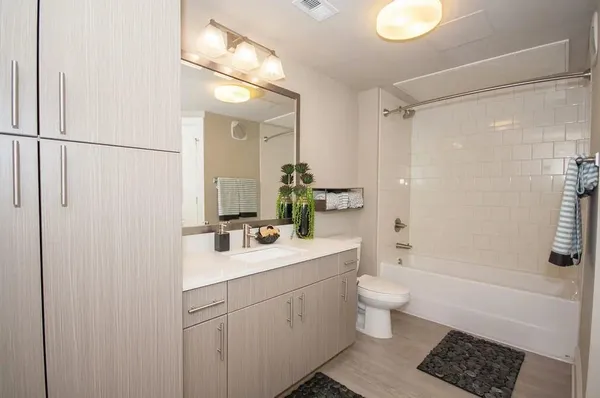 $2,098 | 245 East Trinity Place, Unit 1123, Decatur, GA 30030