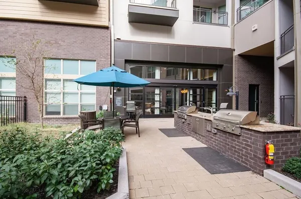 $2,098 | 245 East Trinity Place, Unit 1123, Decatur, GA 30030