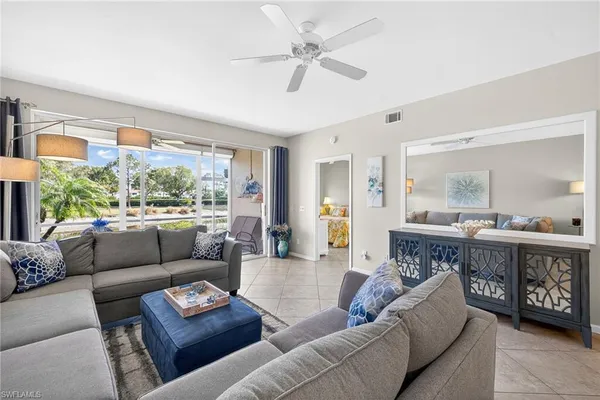 $349,000 | 700 Saratoga Circle, Unit B106, Naples, FL 34104