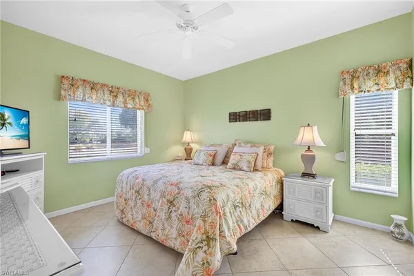 $349,000 | 700 Saratoga Circle, Unit B106, Naples, FL 34104
