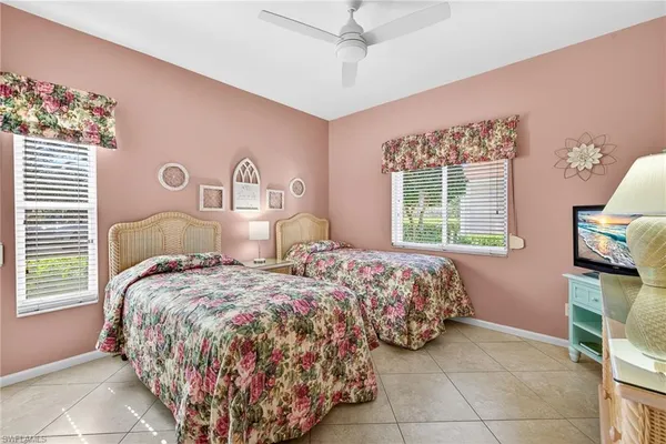 $349,000 | 700 Saratoga Circle, Unit B106, Naples, FL 34104
