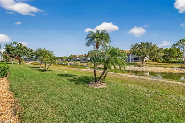 $349,000 | 700 Saratoga Circle, Unit B106, Naples, FL 34104