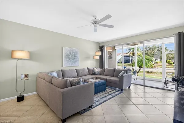 $349,000 | 700 Saratoga Circle, Unit B106, Naples, FL 34104