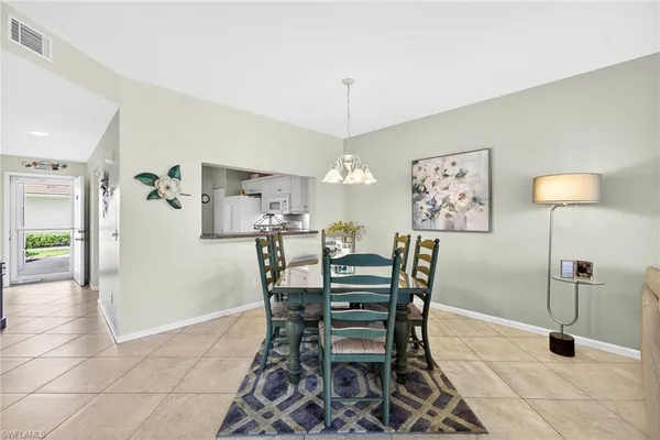 $349,000 | 700 Saratoga Circle, Unit B106, Naples, FL 34104