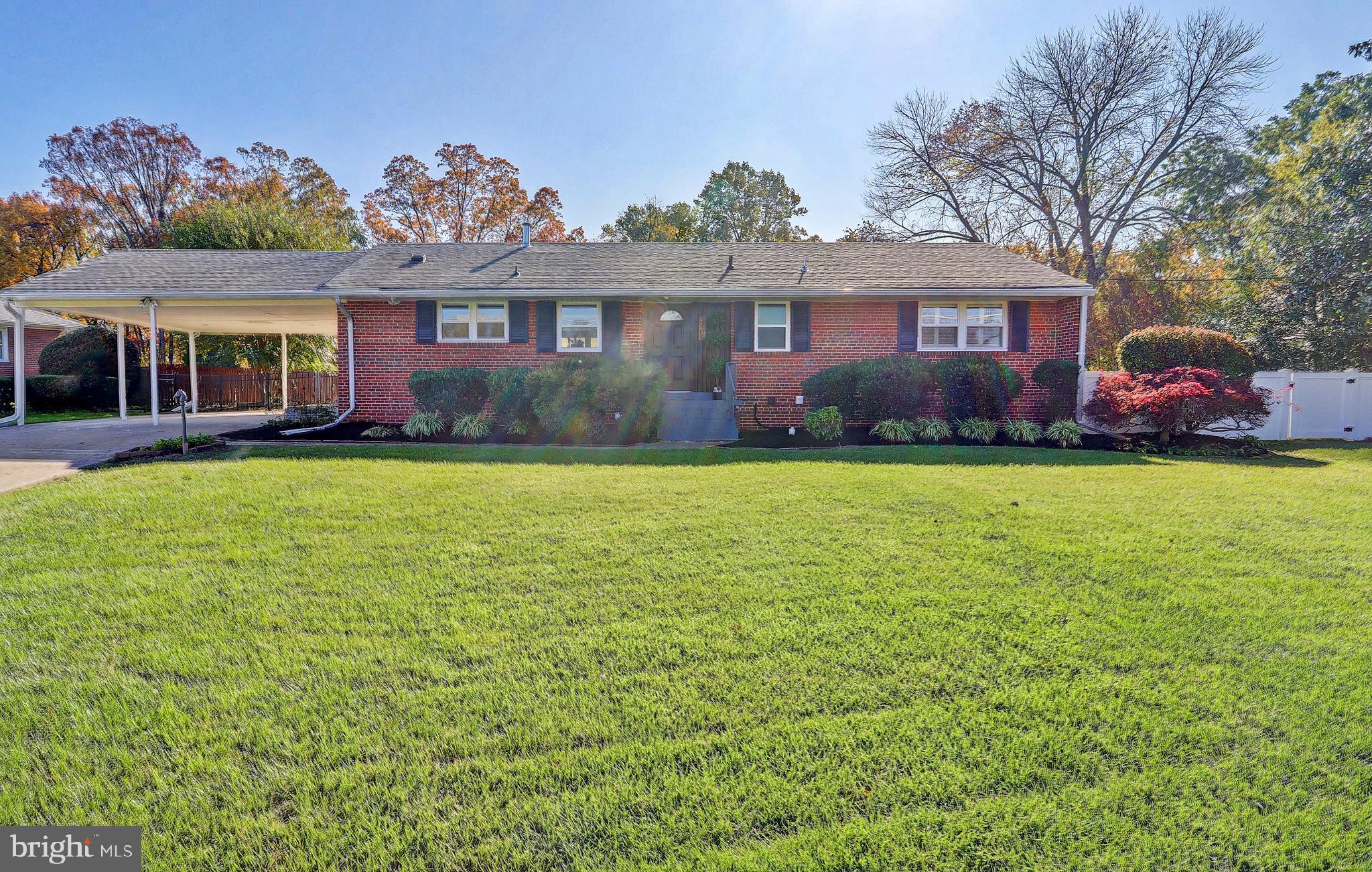 3405 Sharon Chapel Road Alexandria, VA 22310 - Photo 2 of 50 Spacious, flat and welcoming front yard