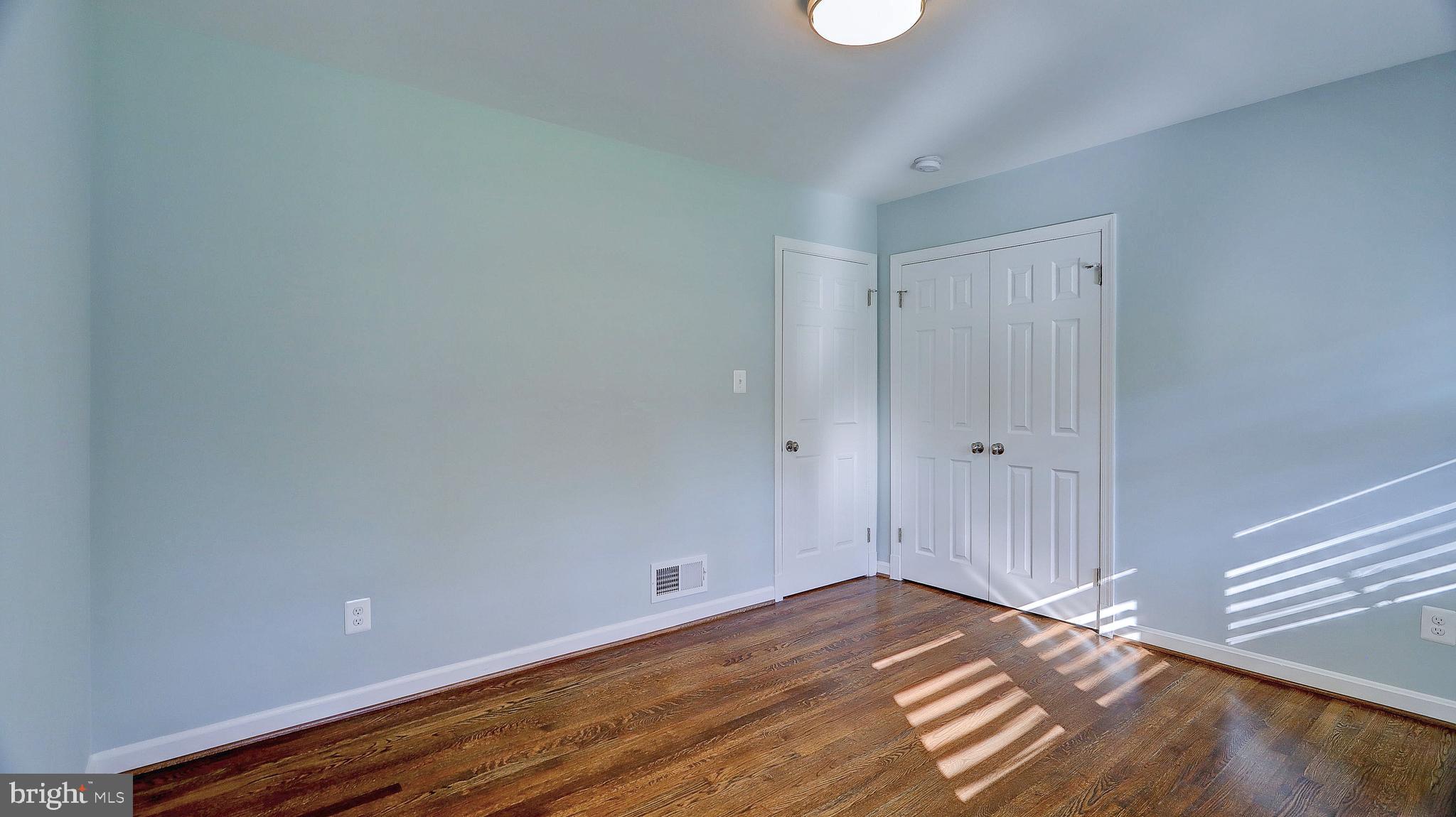 3405 Sharon Chapel Road Alexandria, VA 22310 - Photo 34 of 50 Sun filled bedrooms