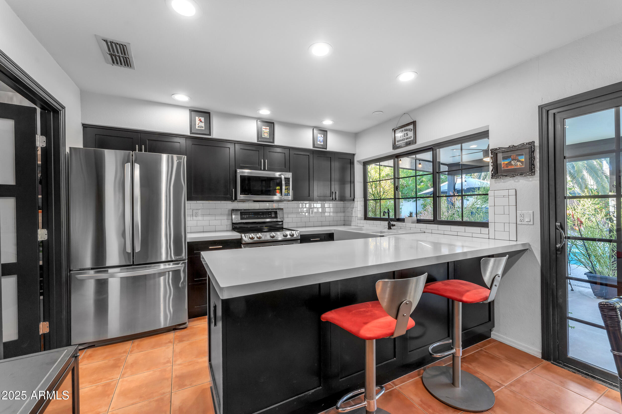 5916 East Hearn Road Scottsdale, AZ 85254 - Photo 15 of 50 15