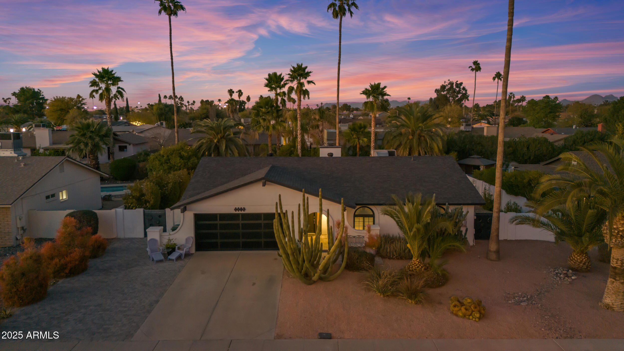 5916 East Hearn Road Scottsdale, AZ 85254 - Photo 3 of 50 3