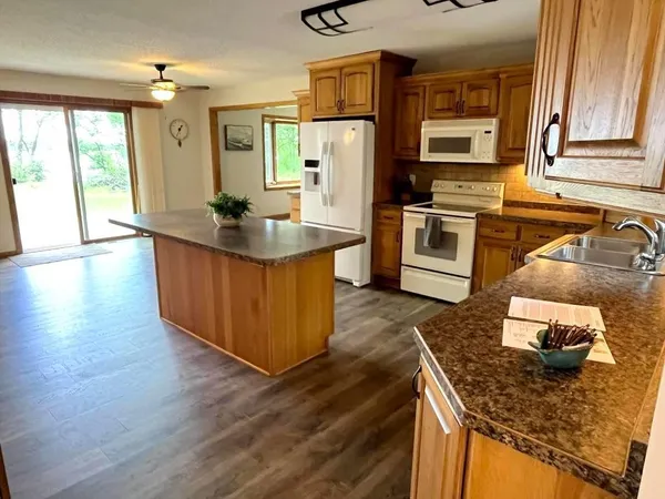 $399,000 | 32896 South Shr Drive, Ottertail, MN 56571