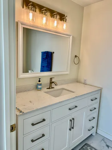 $4,500 | 871 Ocean Boulevard, Hampton, NH 03842