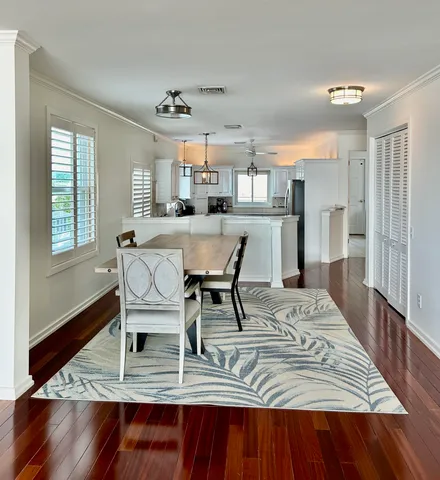 $4,500 | 871 Ocean Boulevard, Hampton, NH 03842