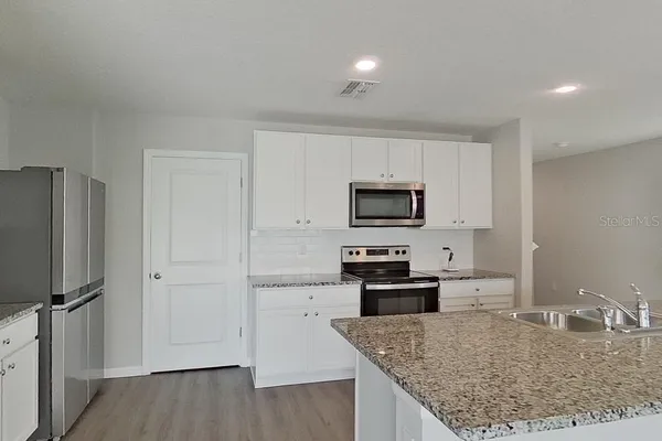 $2,195 | 8610 Southwest 44th Court, Ocala, FL 34476