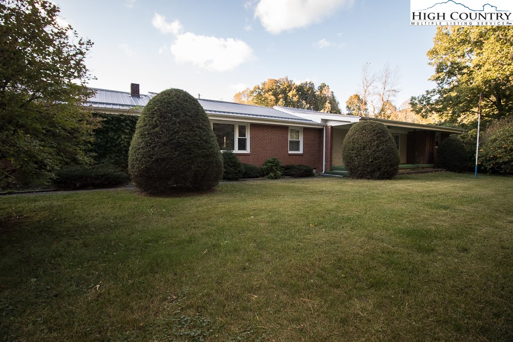 147 Clyde Townsend Road Boone, NC 28607 - Photo 1 of 27 Gallery Image 1