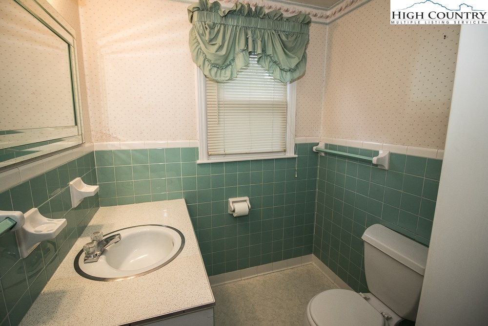 147 Clyde Townsend Road Boone, NC 28607 - Photo 13 of 27 Gallery Image 13