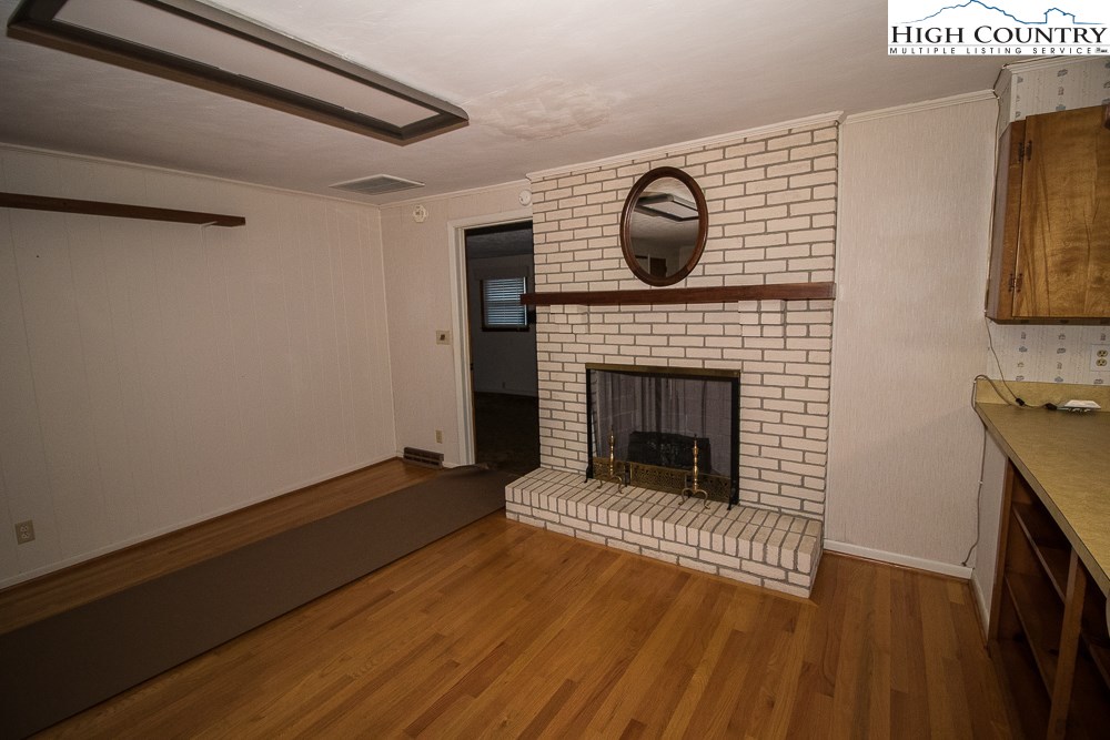 147 Clyde Townsend Road Boone, NC 28607 - Photo 5 of 27 Gallery Image 5