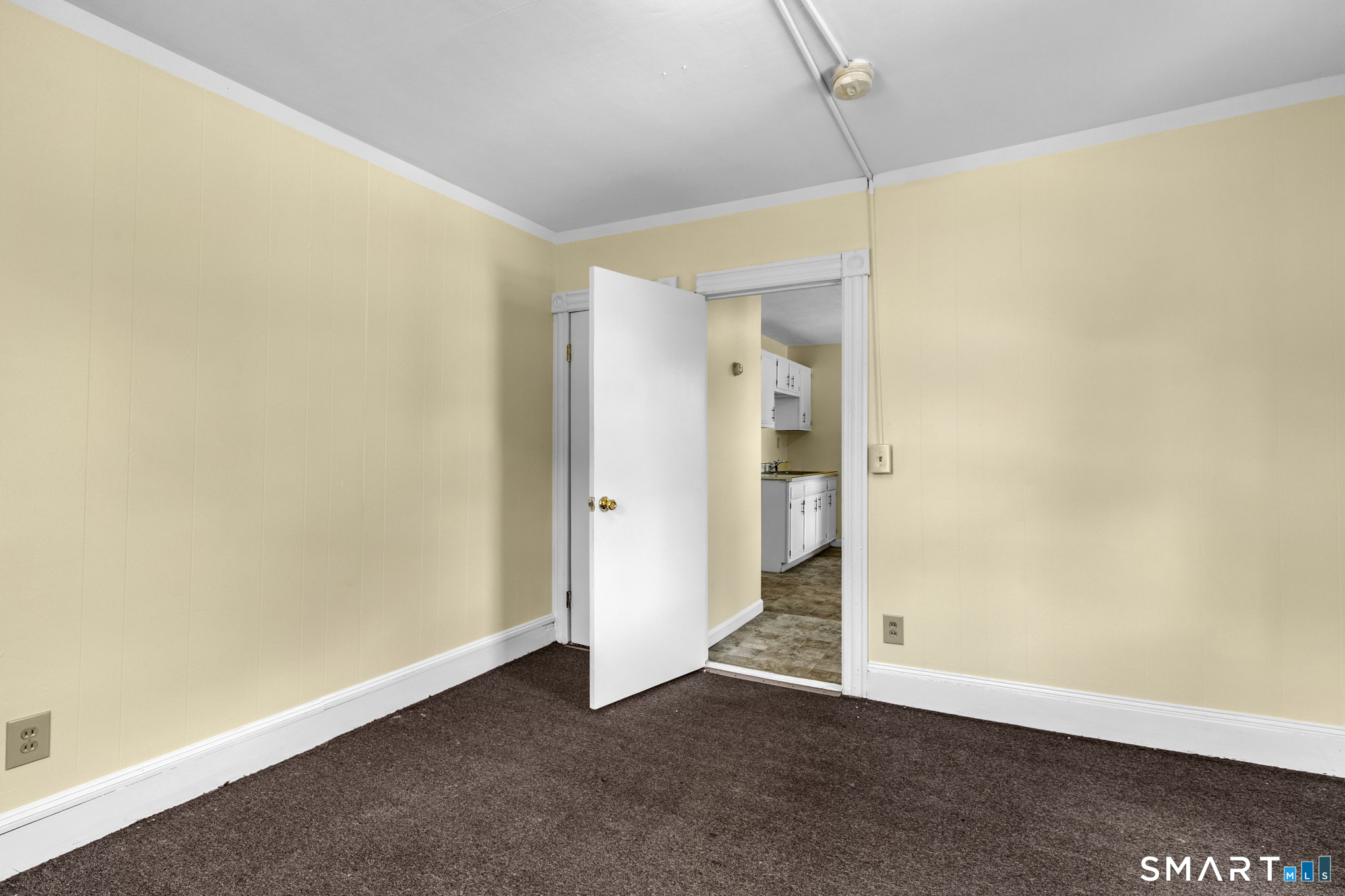 49 High Street, Unit B Killingly, CT 06239 - Photo 10 of 17 Gallery Image 10