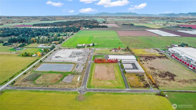 $1,950,000 | 602 Redwood Road, Lynden, WA 98264
