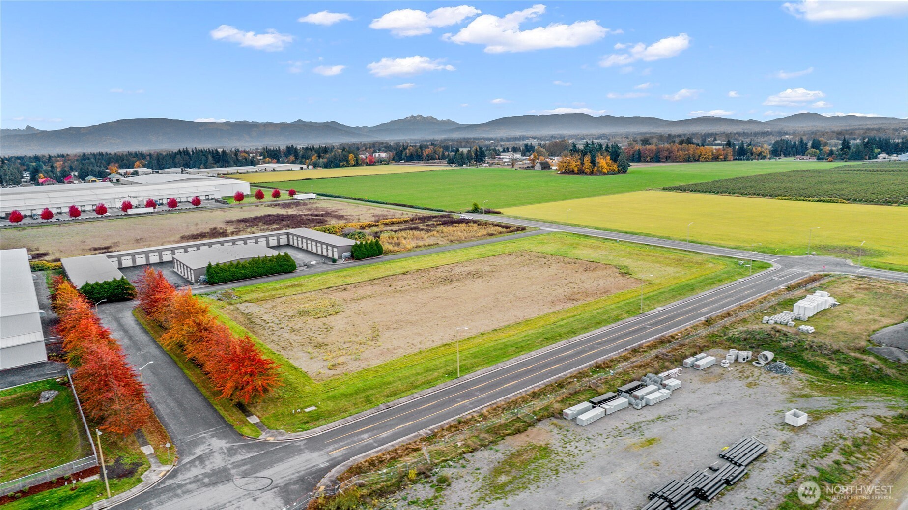602 Redwood Road Lynden, WA 98264 - Photo 8 of 22 a view of an outdoor space with city view