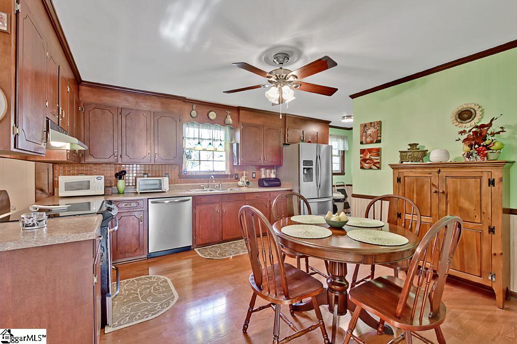 7 Tussock Road Greenville, SC 29615 - Photo 9 of 28 Gallery Image 9