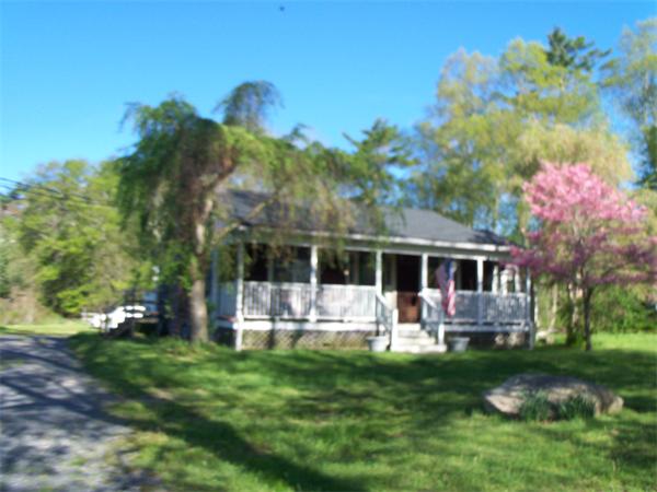 317 Middle Road Acushnet, MA 02743 - Photo 2 of 6 Gallery Image 2