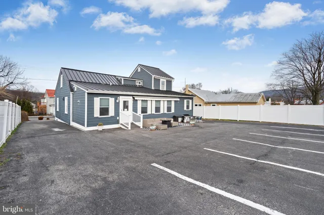 $629,999 | 1315 West Washington Street, Harpers Ferry, WV 25425